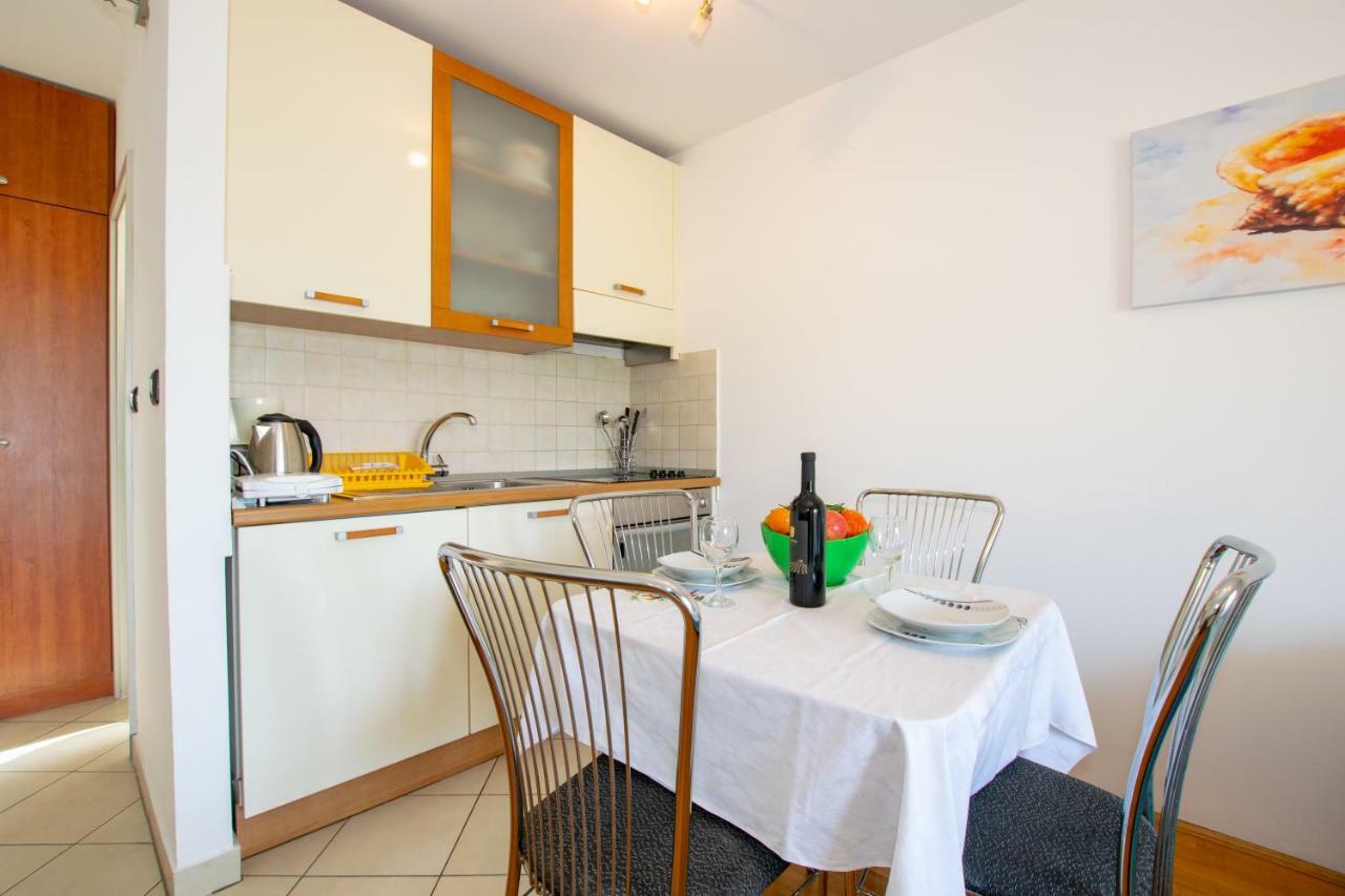 Apartment Irena With Bikes Included プーラ エクステリア 写真